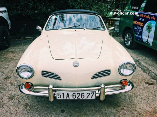 Cho thuê xe cổ điển mui trần Karmann - xehoacuoi.vn